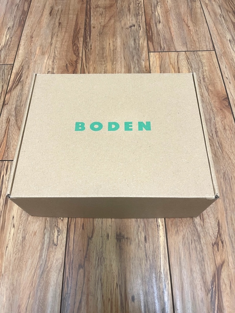 NIB Boden Toe Post Kitten Heel Sandal in Tan - Picture 12 of 13
